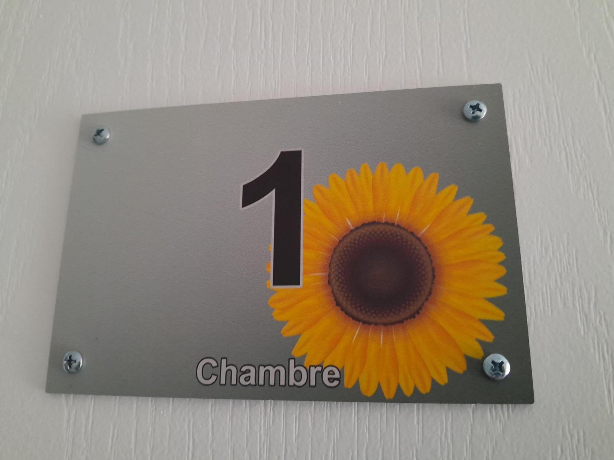 Chambres D Hotes Au P'Tit Bonheur Campagnard Jarnosse Room photo